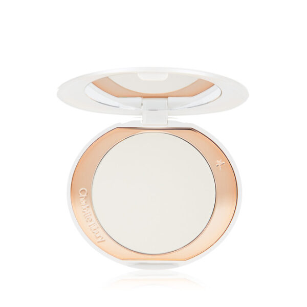 Charlotte Tilbury Viimistluspuuder Airbrush Brightening Flawless Finish